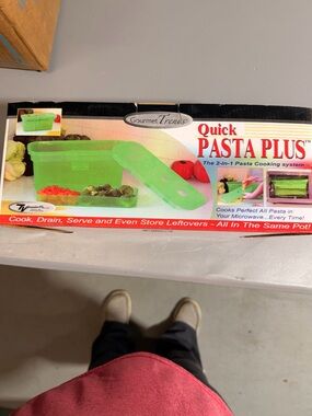 Gourmet Trends Quick Pasta Plus Microwave Pasta Cooker - Green